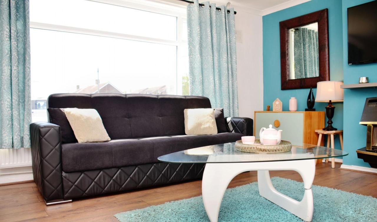 Sm Dreams Unlimited Serviced Accommodation- Stanwell-Staines-Heathrow Экстерьер фото