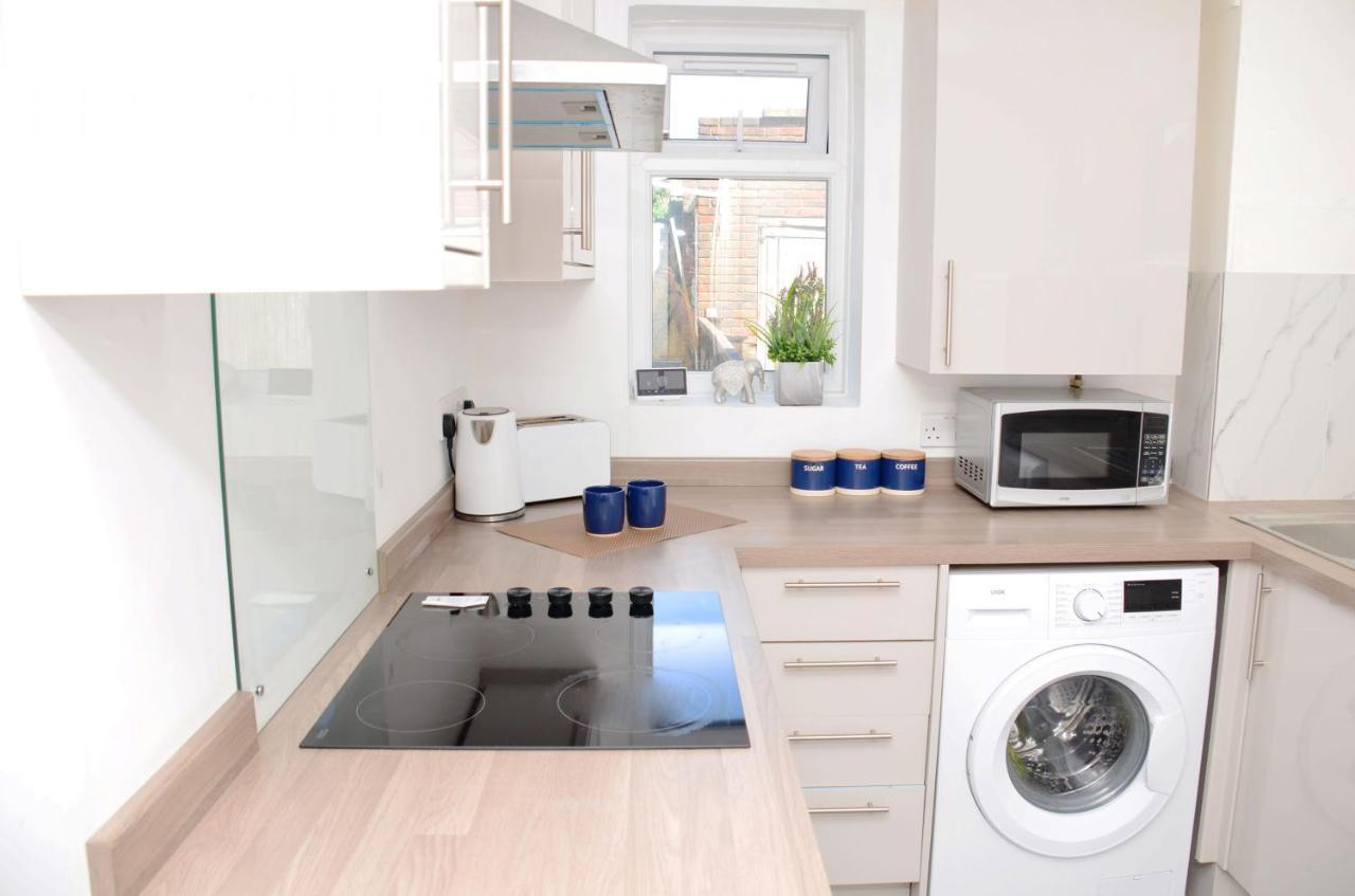 Sm Dreams Unlimited Serviced Accommodation- Stanwell-Staines-Heathrow Экстерьер фото