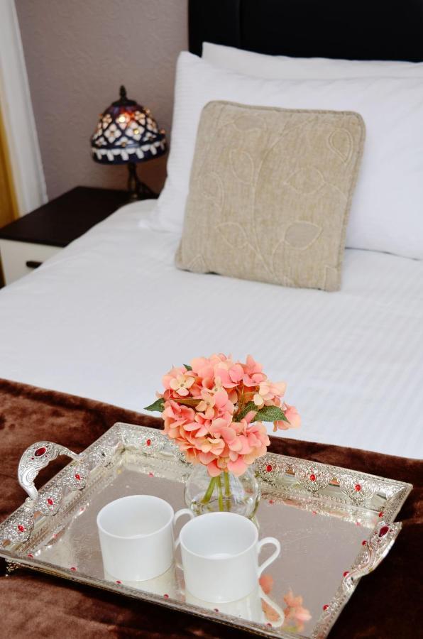 Sm Dreams Unlimited Serviced Accommodation- Stanwell-Staines-Heathrow Экстерьер фото