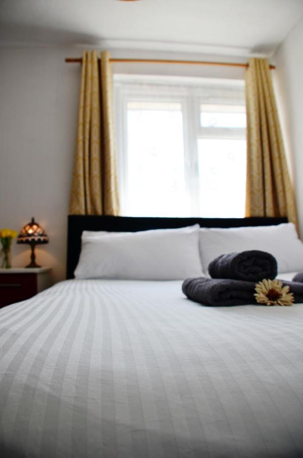 Sm Dreams Unlimited Serviced Accommodation- Stanwell-Staines-Heathrow Экстерьер фото