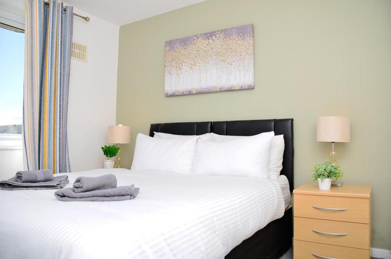 Sm Dreams Unlimited Serviced Accommodation- Stanwell-Staines-Heathrow Экстерьер фото