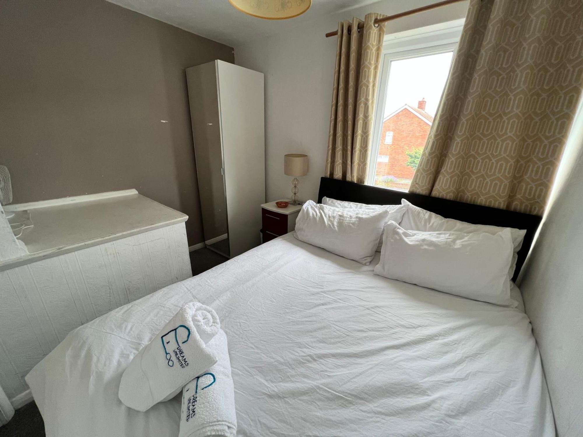Sm Dreams Unlimited Serviced Accommodation- Stanwell-Staines-Heathrow Экстерьер фото